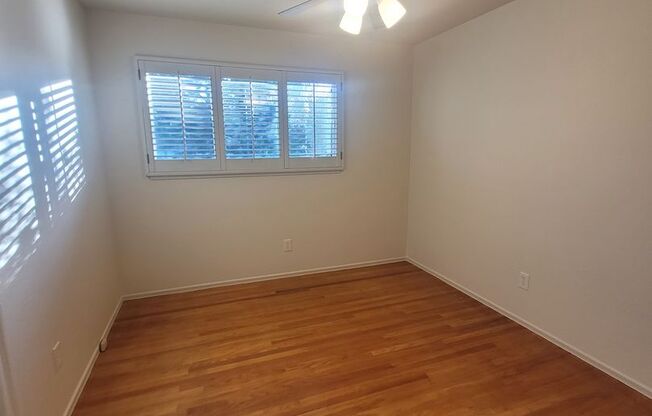 3 beds, 2 baths, $3,195