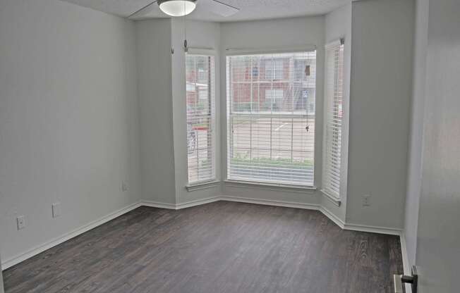 1 bed, 1 bath, 651 sqft, $1,190