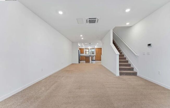 Beautiful Recently Built 2 Bedroom 2.5 Bath Tri Level Condo in Desirable Urban Oaks!