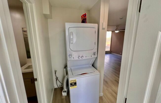 Waipio Gardens 2 Bed/1 Bath/1 Parking/Available May 1