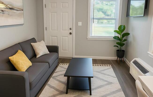 1719 BLAIR ST