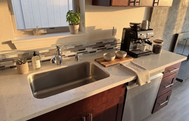 3 beds, 2 baths, 1,050 sqft, $2,932, Unit 104