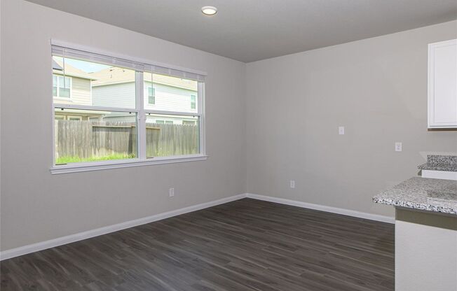 3 beds, 2.5 baths, 1,846 sqft, $1,950