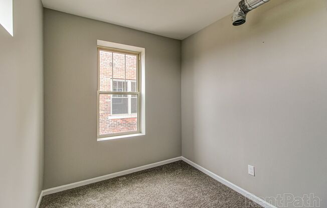 2 beds, 1 bath, 750 sqft, $1,250, Unit 20