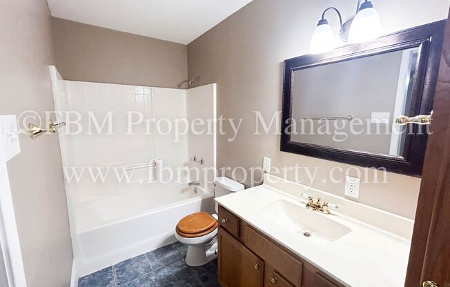 3 beds, 2 baths, $1,795