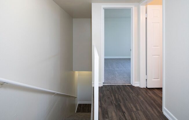 2 beds, 2.5 baths, 1,015 sqft, $2,995, Unit 122