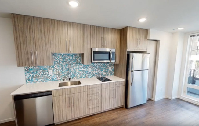 Studio, 1 bath, 297 sqft, $1,133, Unit 206