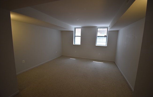Great Terrace Level 1BD/1BA in Heart of Adams Morgan, NW DC