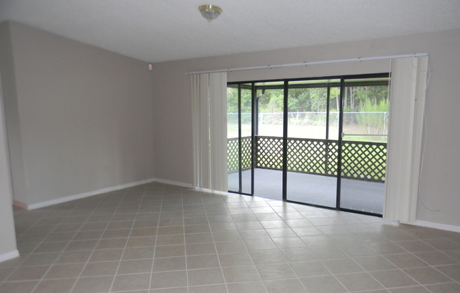 4 bedroom / 2bath Home for Rent Kissimmee