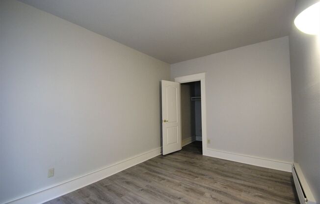 1 bed, 1 bath, 583 sqft, $1,375, Unit 120