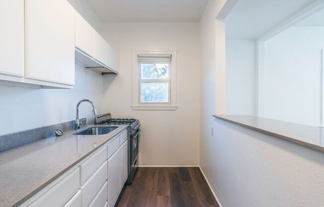 1 bed, 1 bath, 664 sqft, $1,645, Unit 201
