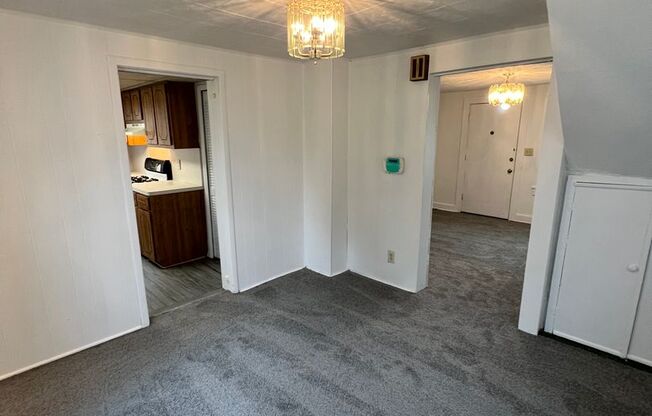 3 beds, 1 bath, $1,350