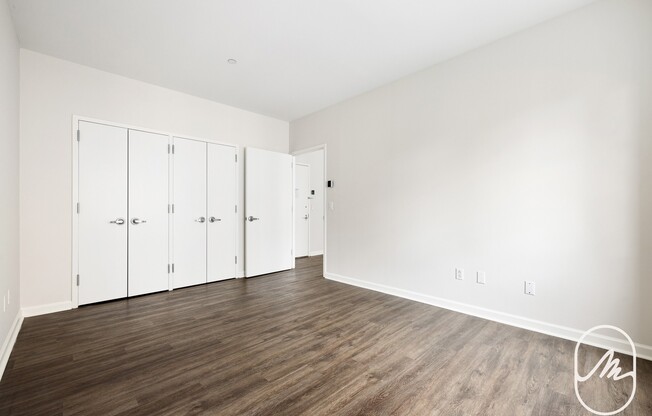 1 bed, 1 bath, 729 sqft, $5,800, Unit 23M