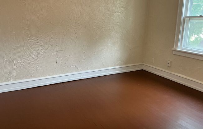 2449-51-51A N. 54th St.