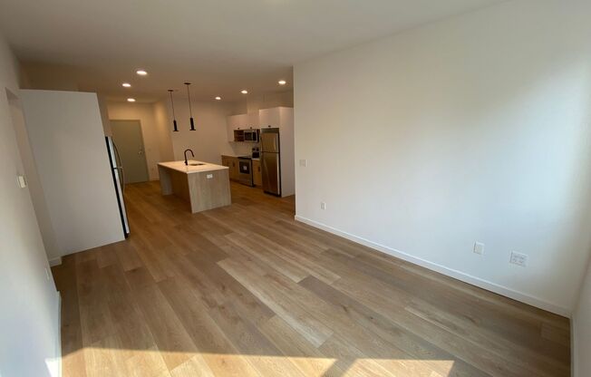 4 beds, 4 baths, 1,610 sqft, $6,900, Unit The Elm - 304