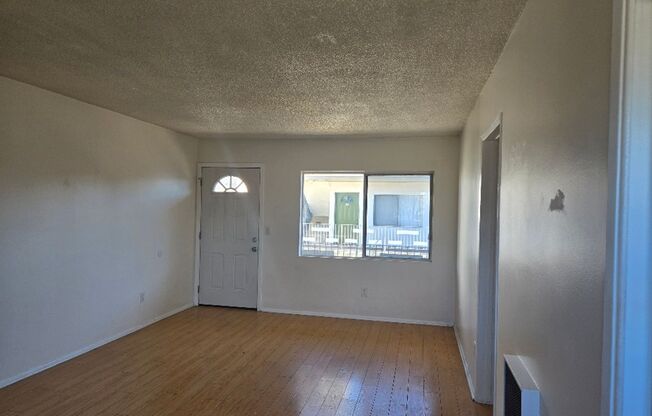 Studio, 1 bath, 620 sqft, $1,550, Unit 34