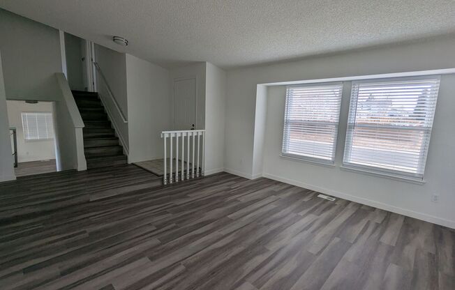 SUPER NICE REMODELED 3 BED, 3 BATH HOME IN HIGHLANDS RANCH!  FEBRUARY 1ST OCCUPANCY!