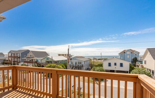 Gorgeous 4 Bedroom Beach House in Surf City!