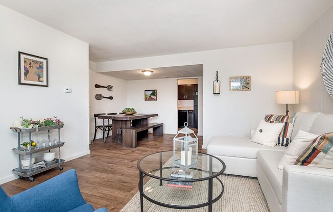 2 beds, 1.5 baths, 1,100 sqft, $1,150