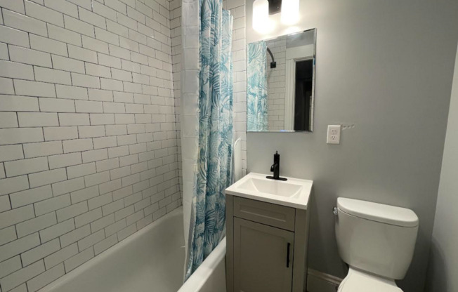 Studio, 1 bath, 415 sqft, $1,895, Unit #10