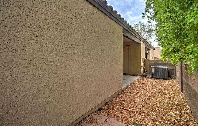 2 beds, 2 baths, 868 sqft, $1,500, Unit 1021