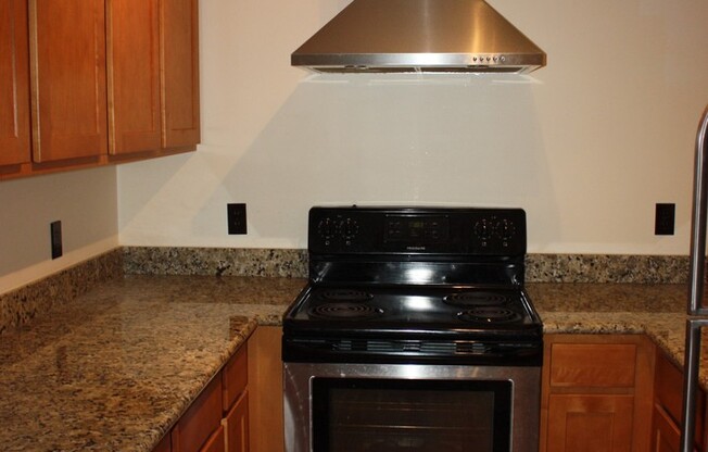 Studio, 1 bath, 359 sqft, $1,325, Unit 205