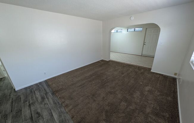 2 beds, 1 bath, $1,550, Unit Unit 303A