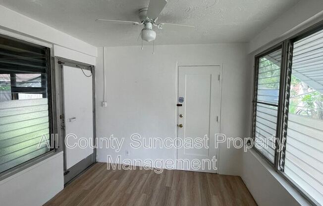 2 beds, 1 bath, $2,275