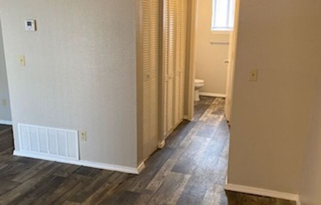 Studio, 1 bath, 520 sqft, $560, Unit 2604-101