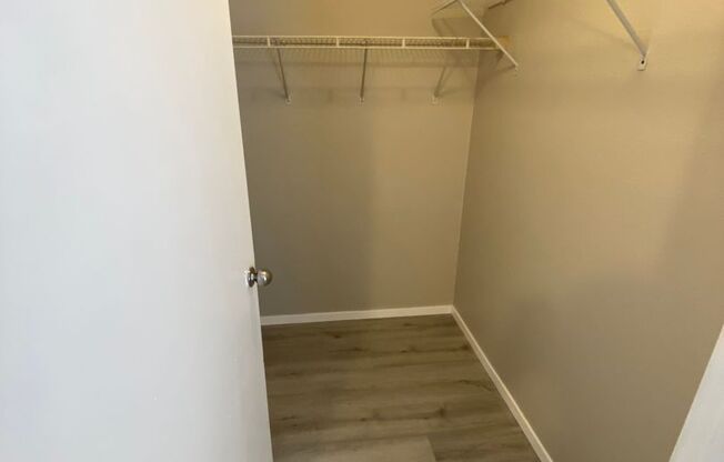 2 beds, 2 baths, 1,008 sqft, $1,375, Unit 205
