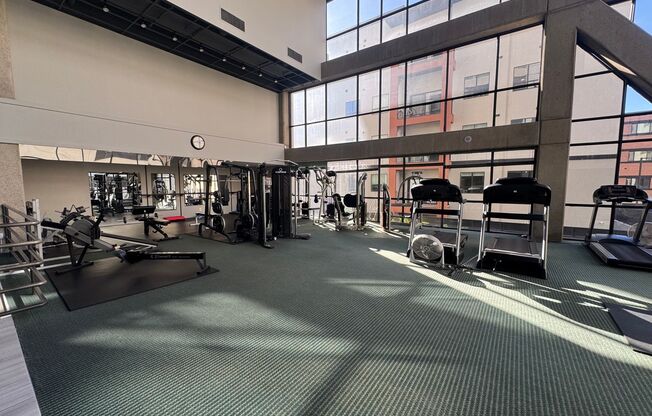 Beautiful Condo in Prime SLC location!