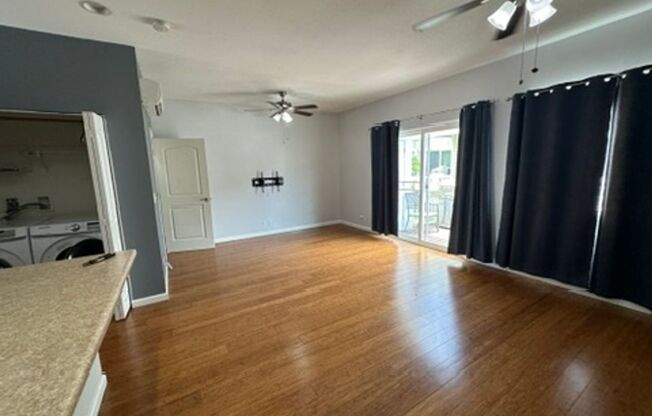 3 beds, 2.5 baths, $2,850