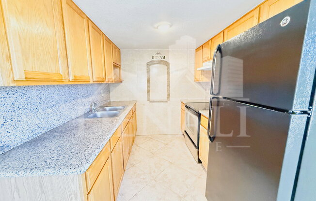 2 beds, 1 bath, 792 sqft, $1,095