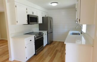 3 beds, 1 bath, $1,950