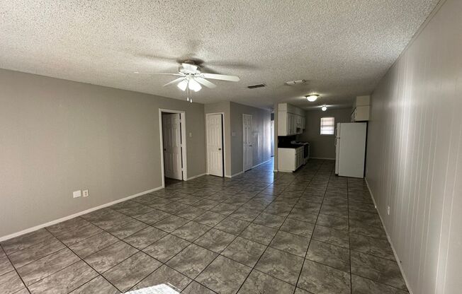 3 beds, 2 baths, 1,378 sqft, $1,200, Unit 122