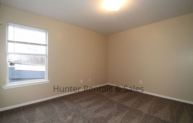 3 beds, 2 baths, $1,150