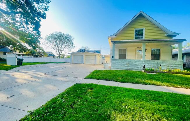 Home w/ Huge 2-stall Garage