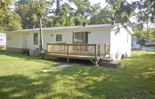 3 beds, 2 baths, $1,695