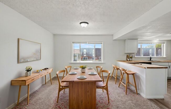 4 beds, 2.5 baths, 1,650 sqft, $1,800, Unit Chapel Dr-6823