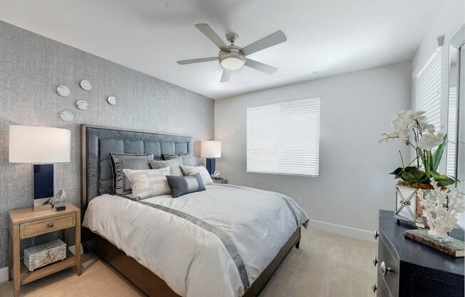 Sola bedroom