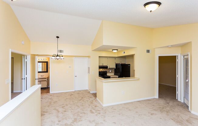 Beautiful Condo with 2-bedroom and 2-bathroom in Bella Vista