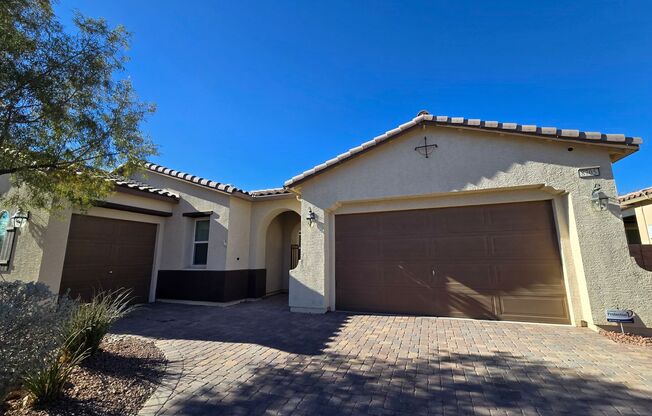 A Fabulous 4 Bedroom or 3 + A den House in NW Las Vegas