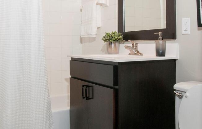 Garden Tub at Eden Glen, Eden Prairie