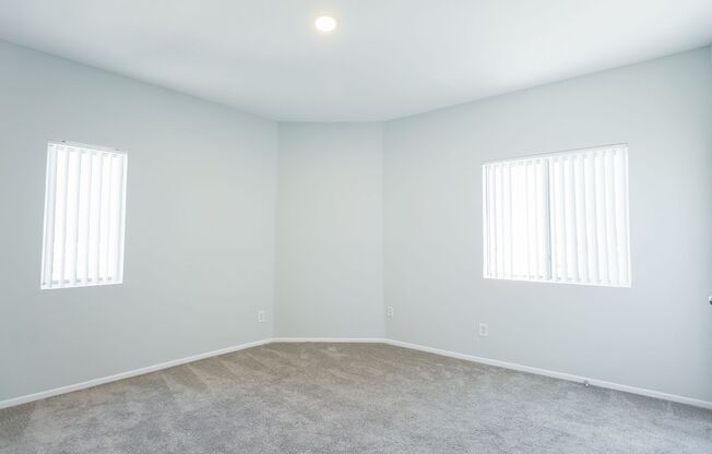 1 bed, 1 bath, 550 sqft, $1,948, Unit 303
