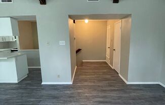 1120 Hollowcreek Drive