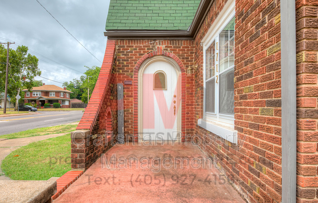 1712 N PENNSYLVANIA AVE