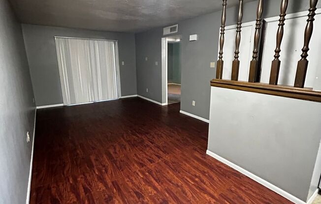 1 bed, 1 bath, 600 sqft, $700, Unit Unit 208