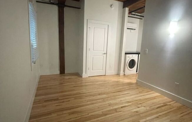1 bed, 1 bath, 465 sqft, $1,200, Unit Apt 228
