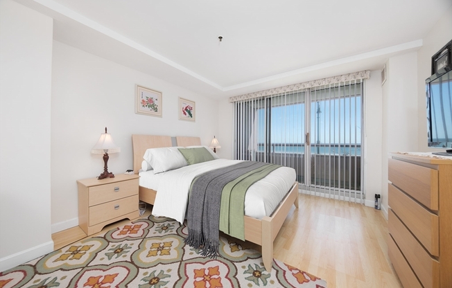 2 beds, 2 baths, 1,042 sqft, $3,200, Unit 2W