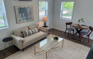 315 West Trinity Avenue - Lee Ray Bergman
